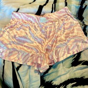 Victoria’s Secret intimates/sleepwear